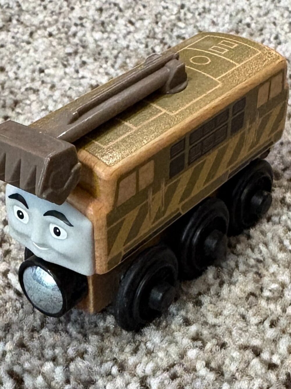 Thomas Friends Wood Diesel 10 FHM32 Pinchy Crane 2018